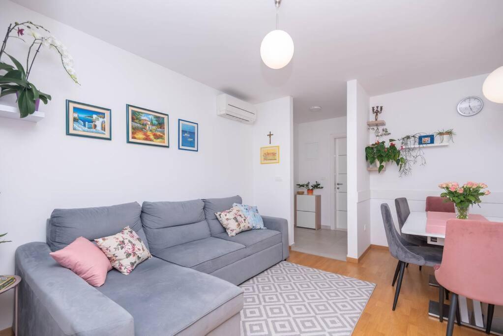Feel Like Home Podstrana Ngoại thất bức ảnh